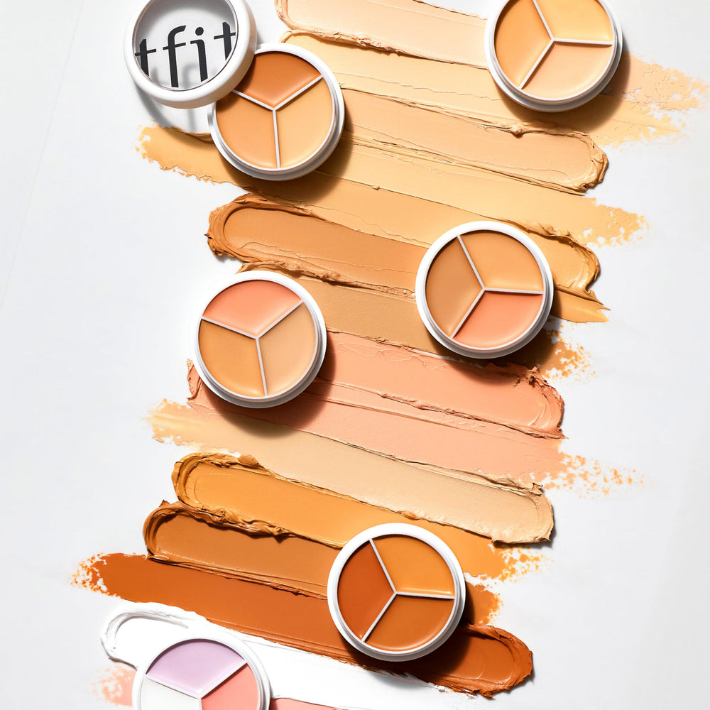 TFIT Corrector 3 en 1: muestra de color para tono perfecto en piel.