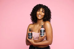 TGIN acondicionador Rose Water, crema ligera para desenredar y brillo suave.