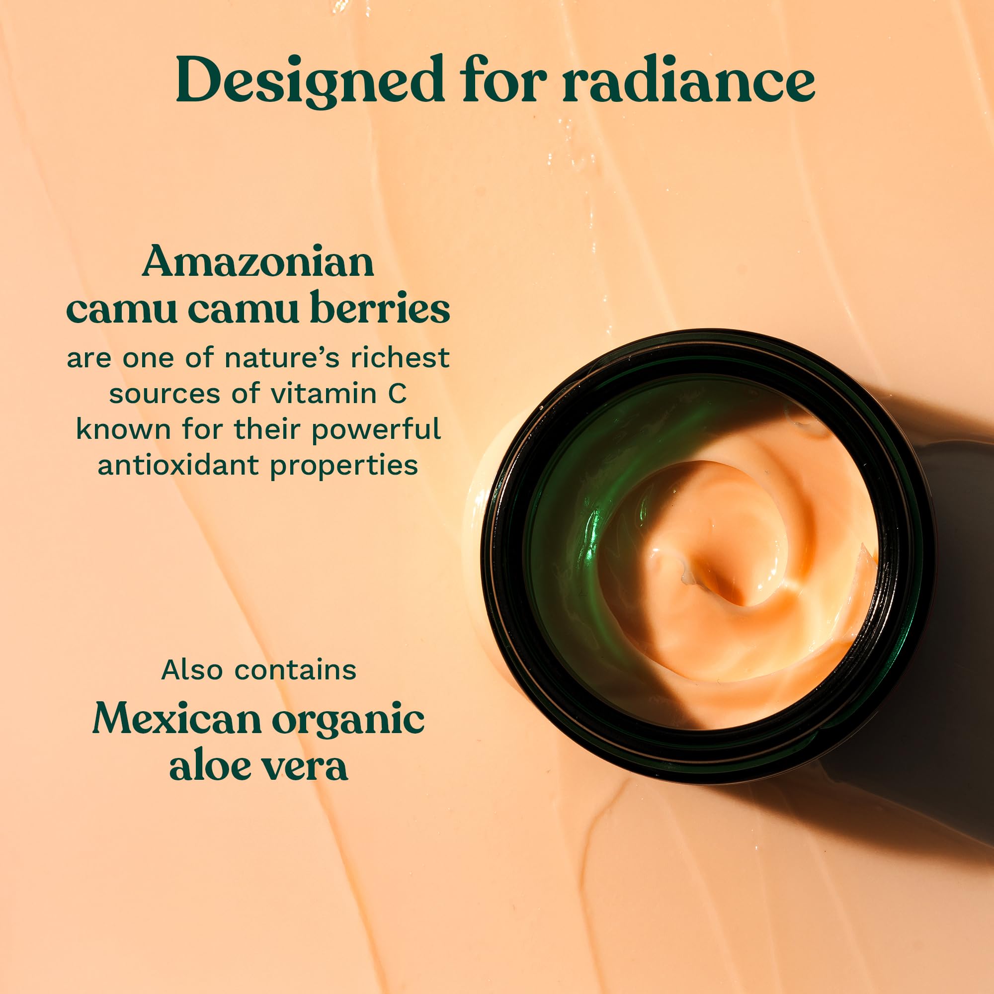 Efecto iluminador natural del hidratante para un brillo sutil.