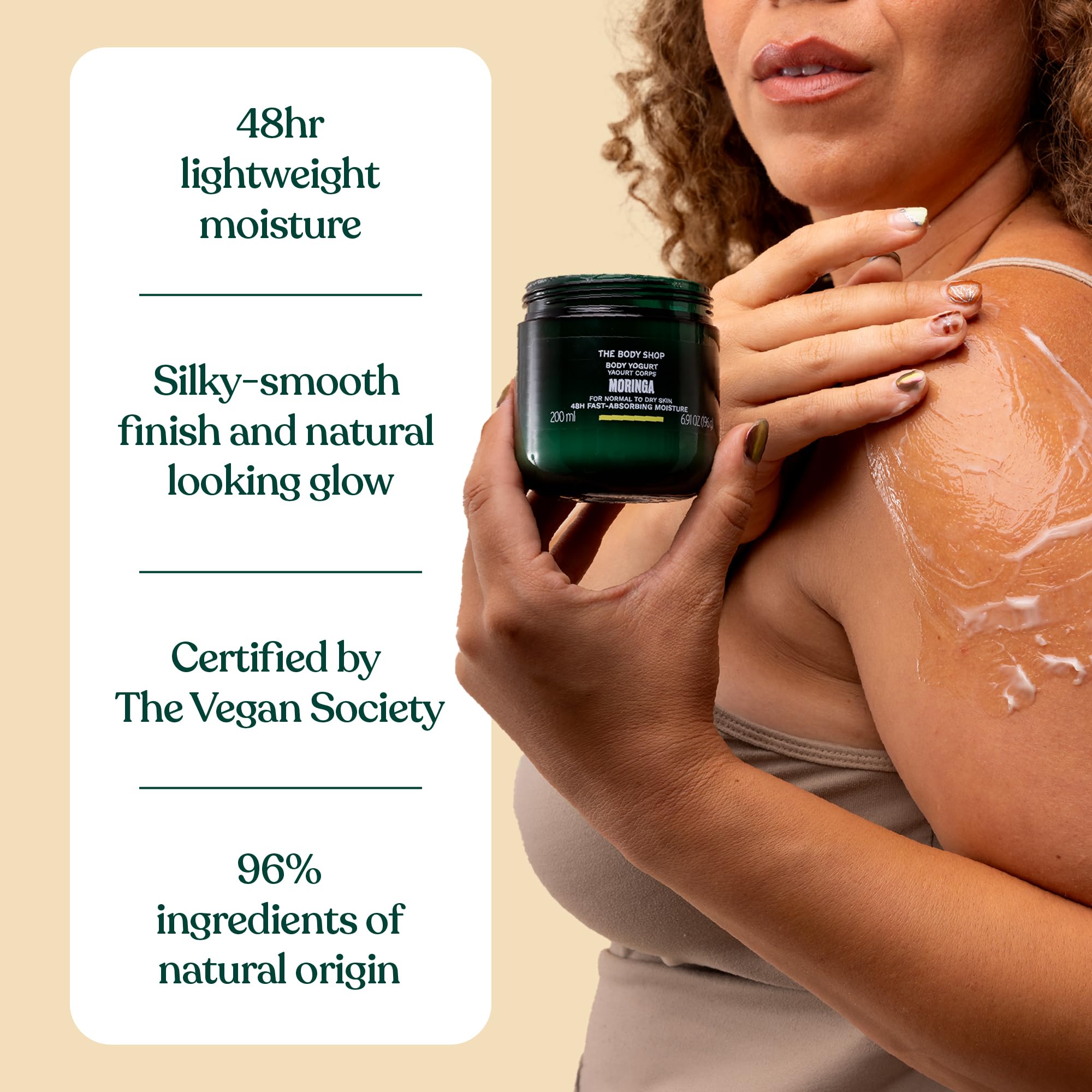 The Body Shop Moringa Body Yogurt, aroma floral de moringa en la piel.