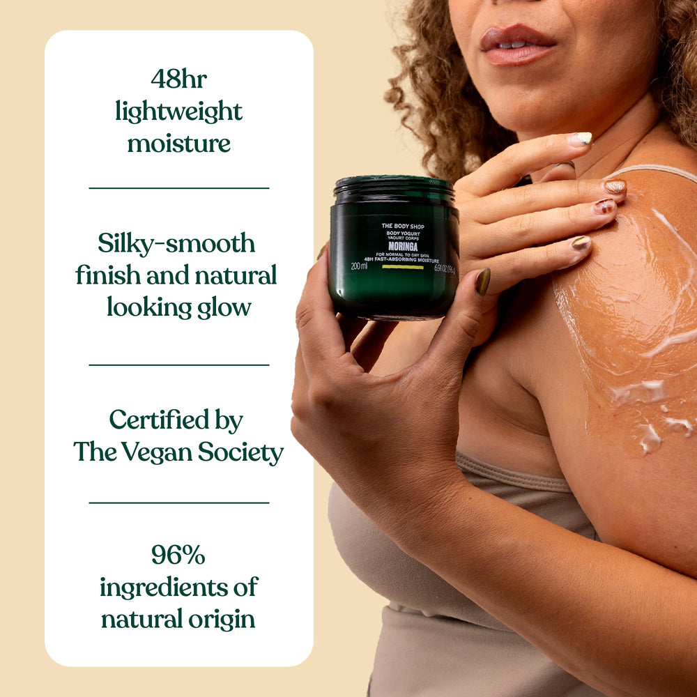 The Body Shop Moringa Body Yogurt, aroma floral de moringa en la piel.