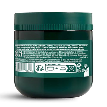 Textura gel-crema ligera de The Body Shop Moringa Body Yogurt para absorción eficiente.
