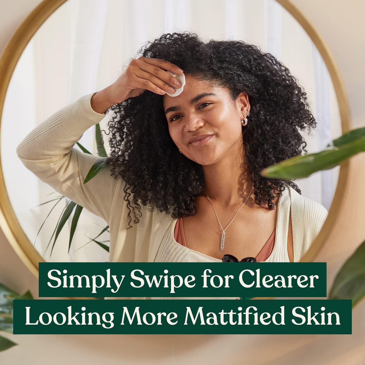 The Body Shop Tea Tree Toner: textura ligera y efecto mate inmediato en la piel.