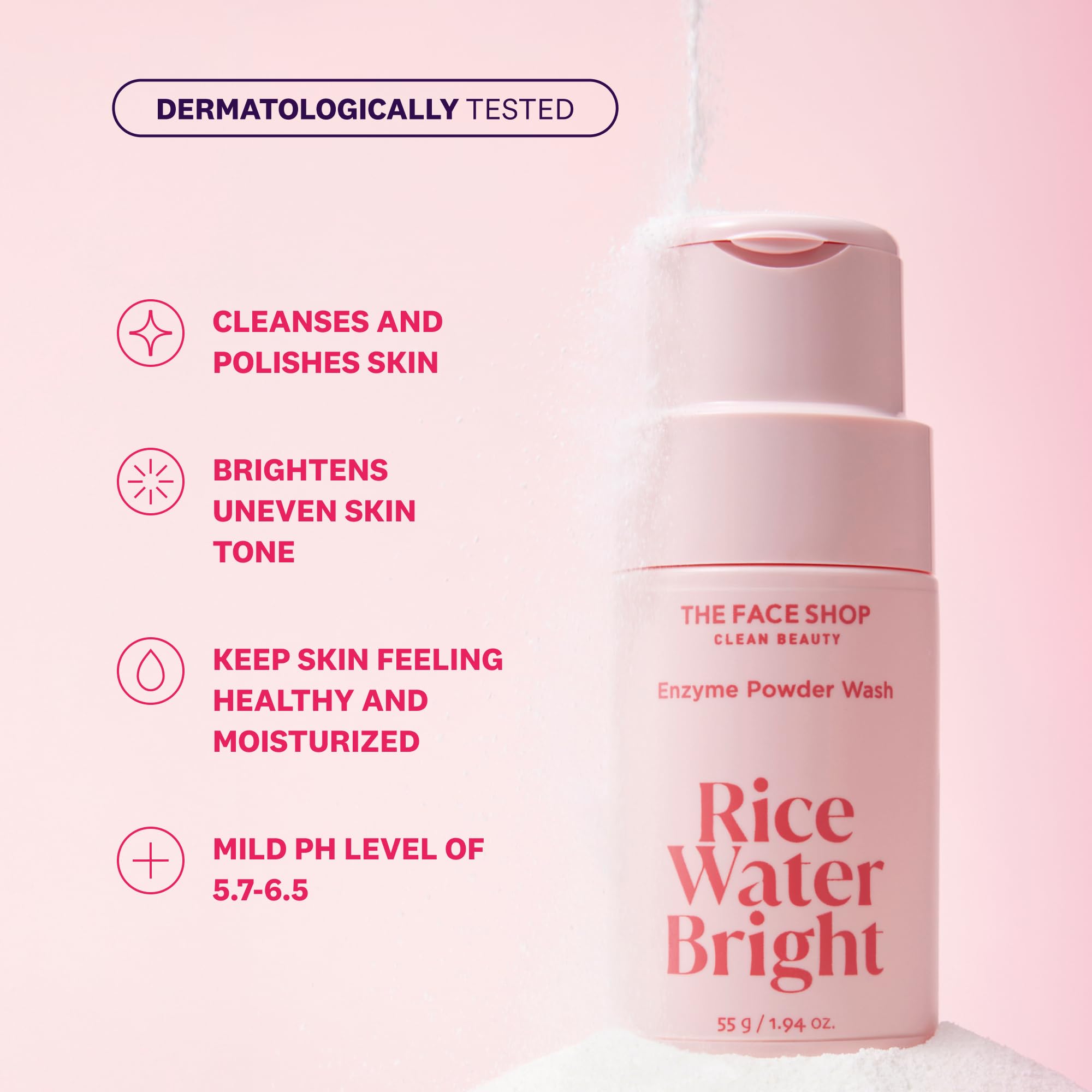 The Face Shop Rice Water Bright Enzyme Powder Wash aplicación manual, controlando la limpieza.