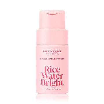The Face Shop Rice Water Bright Enzyme Powder Wash en empaque compacto, ideal para viaje diario.
