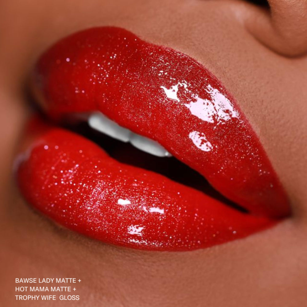 The Lip Bar Bawse Lady envase de 0.24 oz: tamaño compacto para retoques