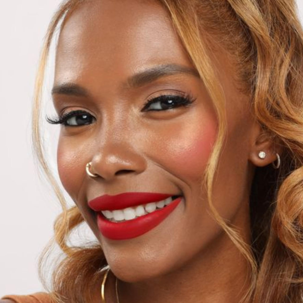 The Lip Bar Bawse Lady vegano y libre de crueldad: compromiso ético