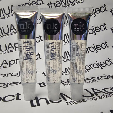 The Make-Up Artist Project brillo de alto brillo en labial transparente.