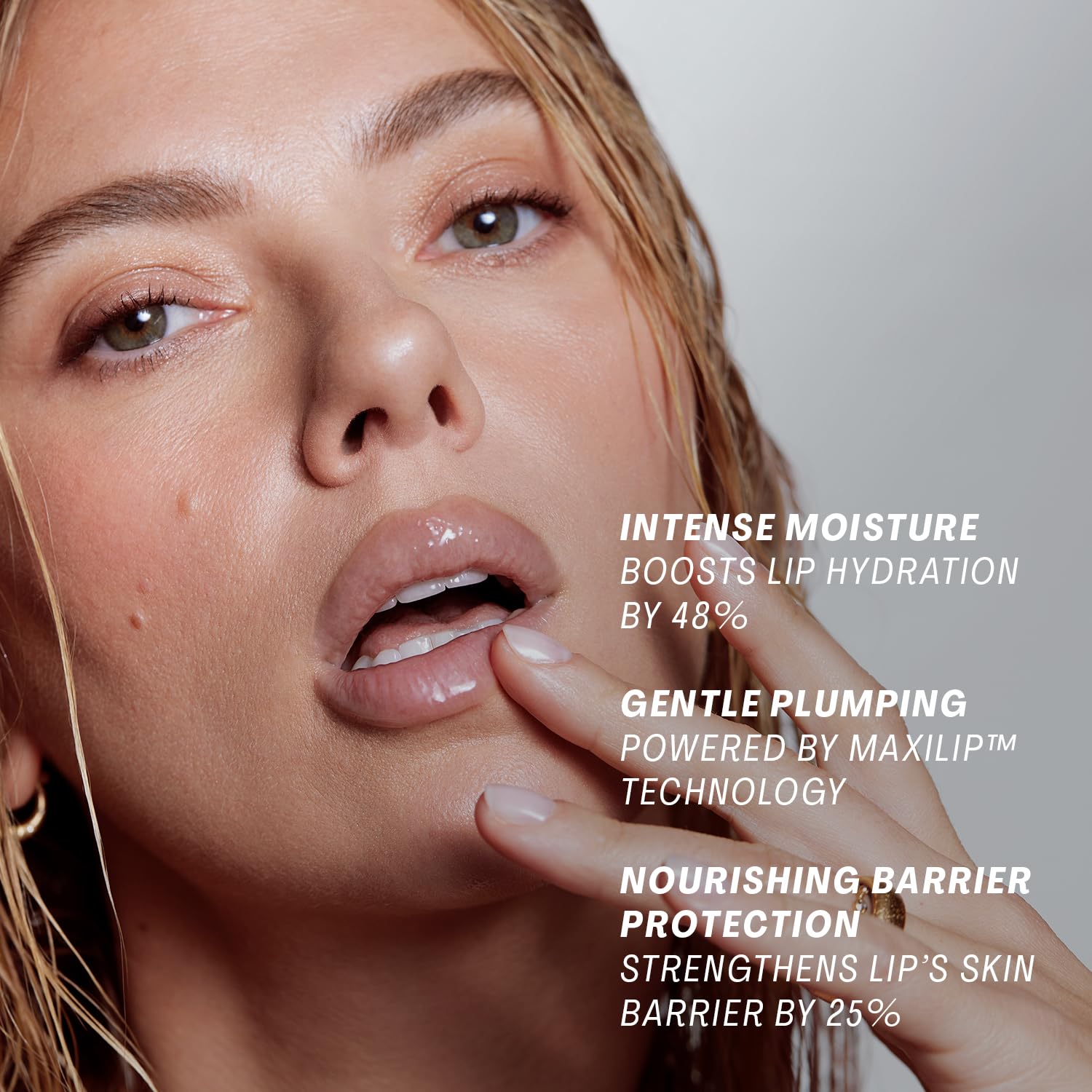The Outset Lip Oasis tecnología MaxiLip para volumen progresivo.