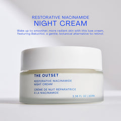 Textura cremosa de The Outset Restorative Niacinamida y Bakuchiol lista para rostro.