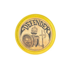 The Vintage Grooming Co Defender Balm en tarro, define bigote con fijación suave.