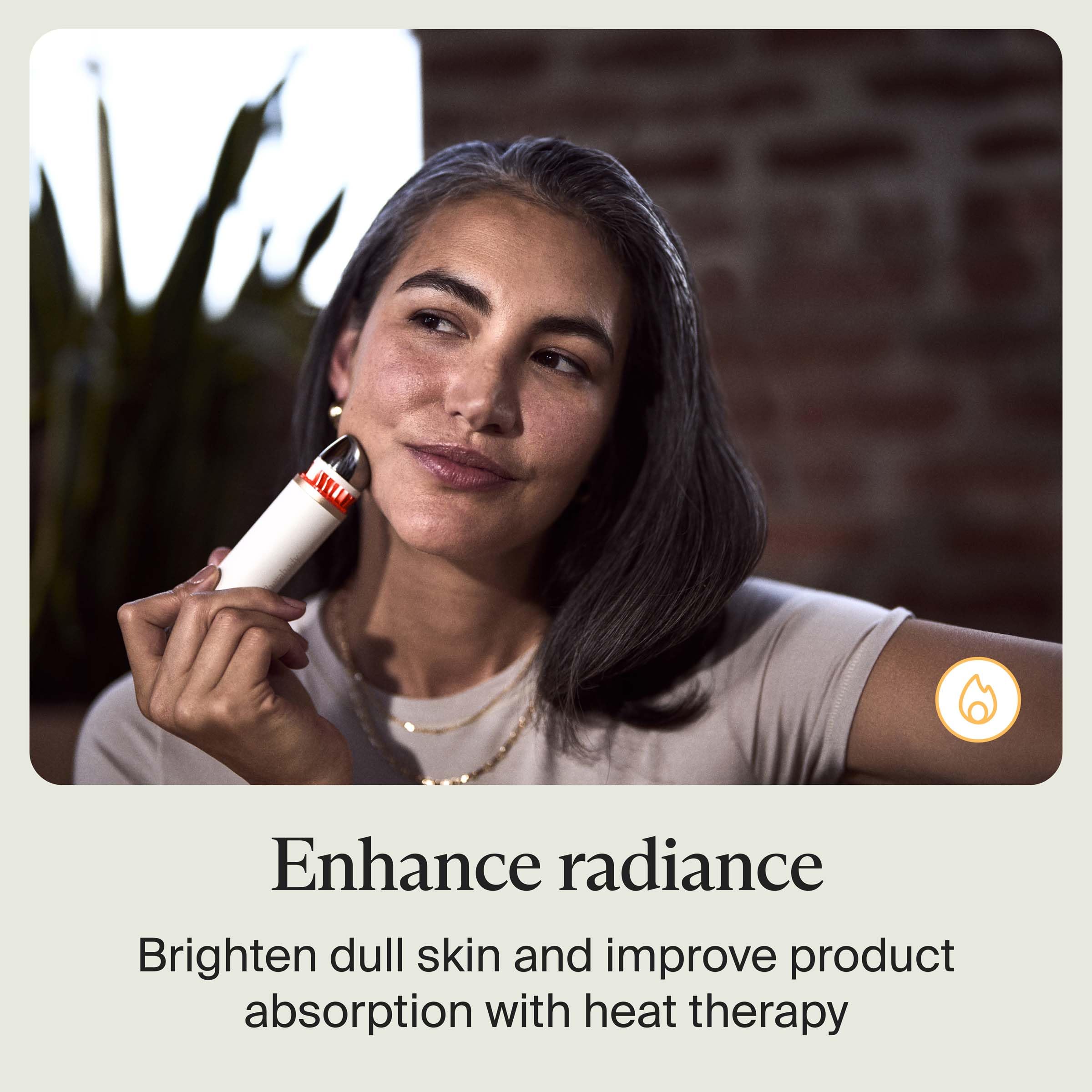 TheraFace Desinflador Facial con aplicador contorneado para áreas difíciles alrededor de ojos.