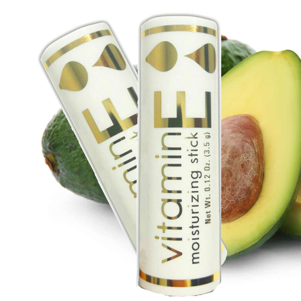 Three Pebbles Pure Pride barrita labial vitamina E para reparar labios secos.