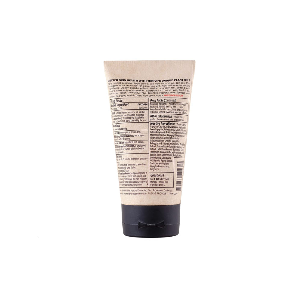 Thrive Natural Care: enfoque visual en pack de 3 tubos para la familia.