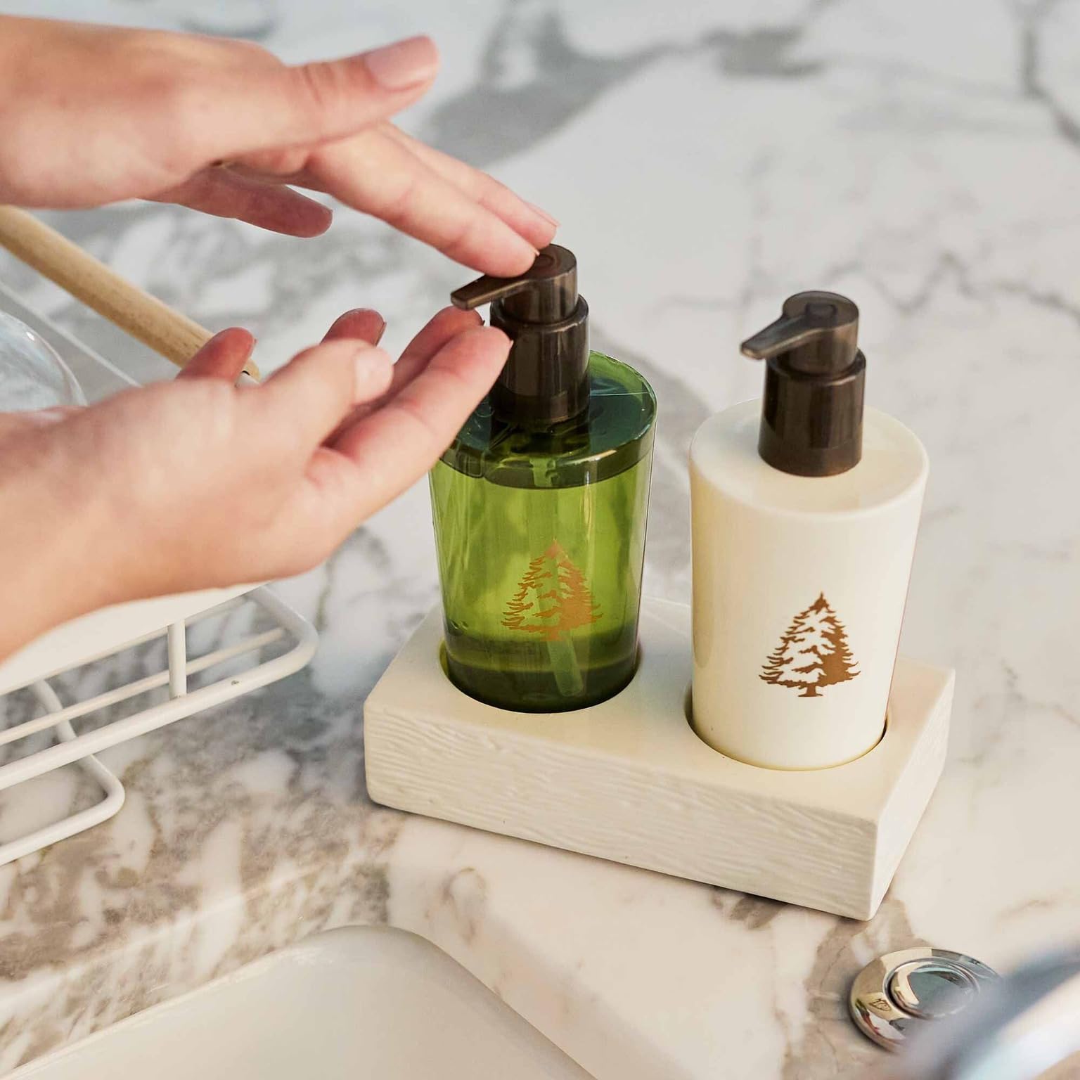 Thymes Frasier Fir, fórmula limpia y suave para la piel