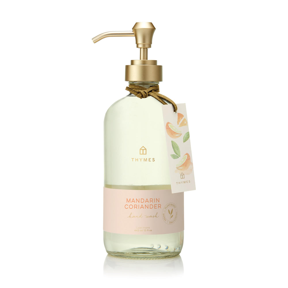 Jabón de manos Thymes Mandarina Cilantro en botella, fragancia refrescante para uso diario.