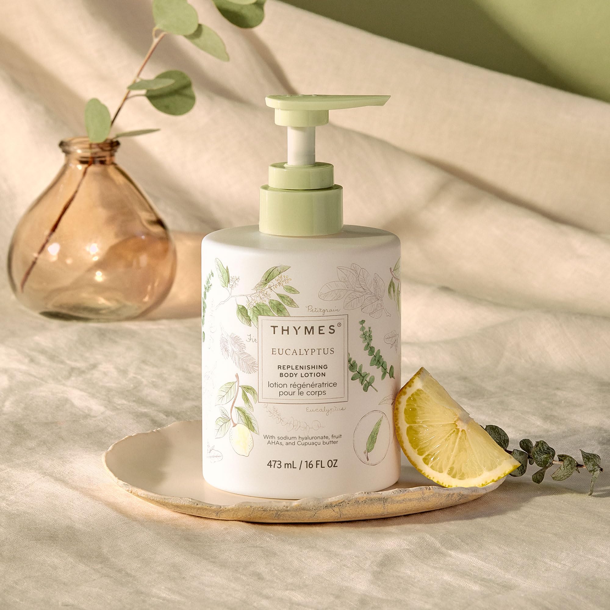 Loción corporal Thymes fragancia eucalipto, aroma fresco para ritual diario.