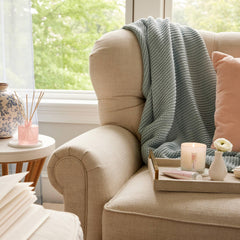 Application facile de Thymes Kimono Rose sur peau, absorption rapide.
