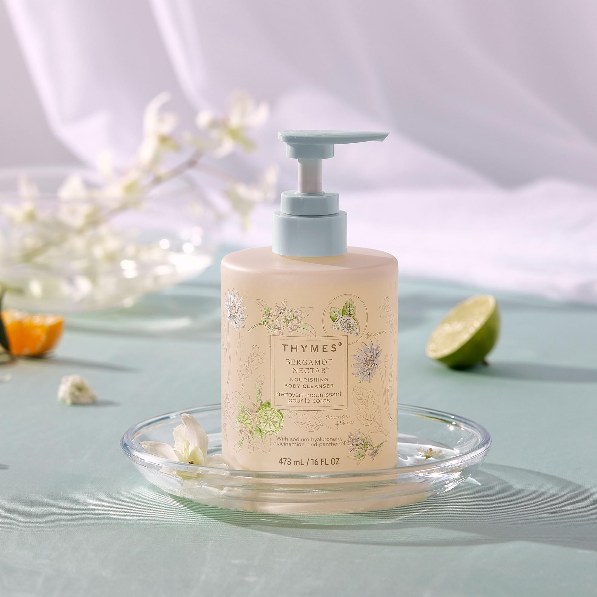 Thymes Nourishing Body Cleanser espuma hidratante para ducha suave.