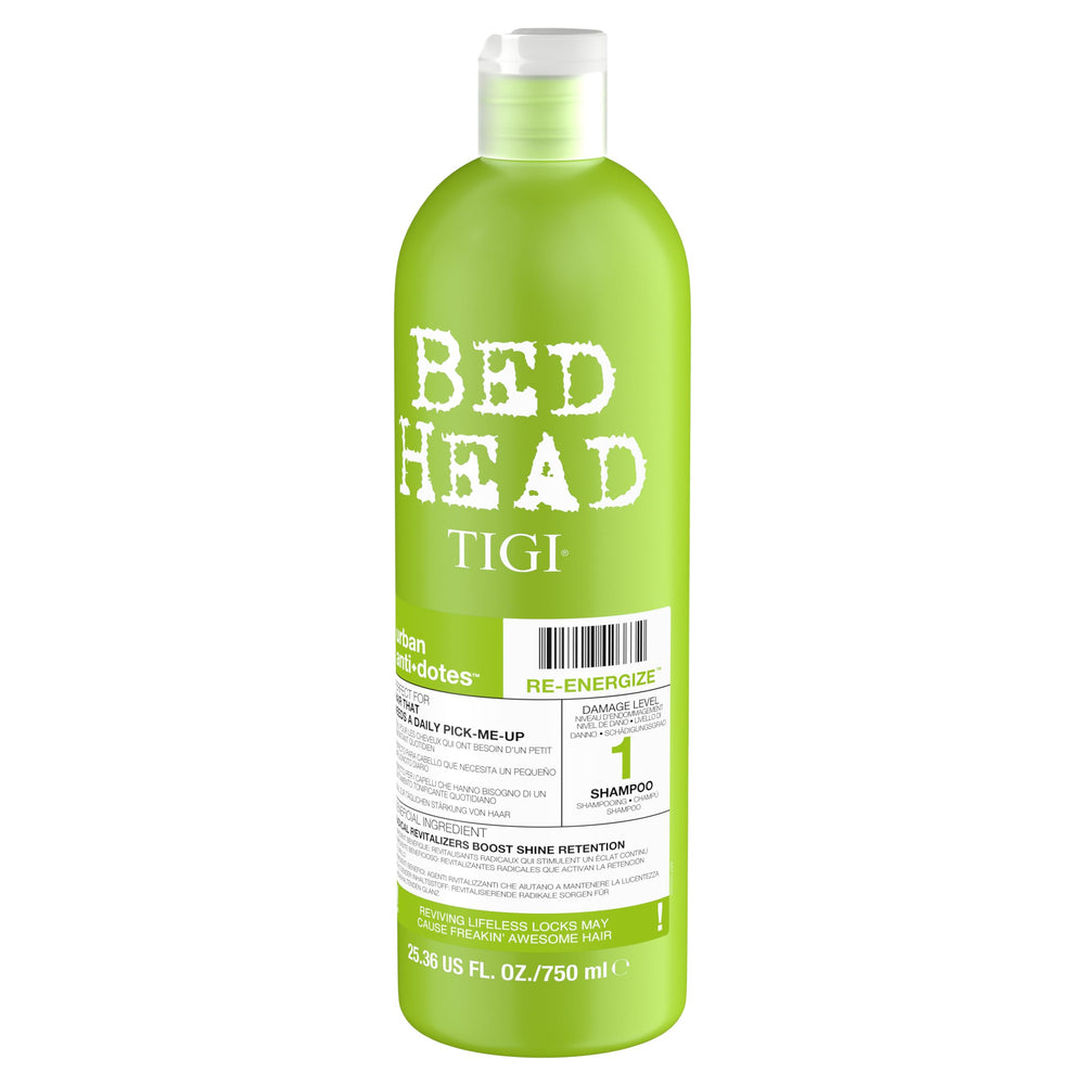 TIGI Bed Head Urban Antidotes 1, cabello con brillo tras lavado.