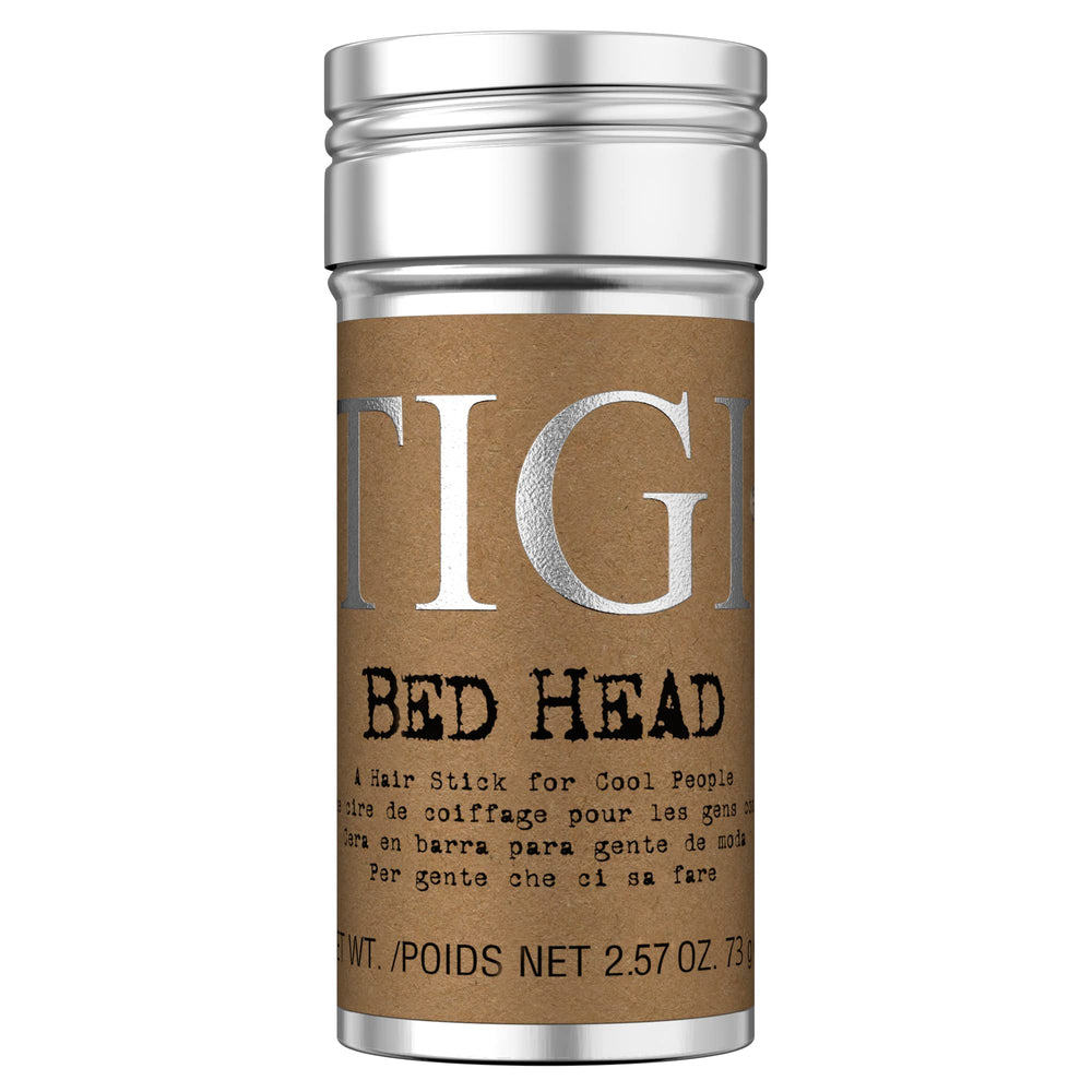 TIGI Bed Head Wax Stick ofrece textura instantánea para peinado rápido y definido.
