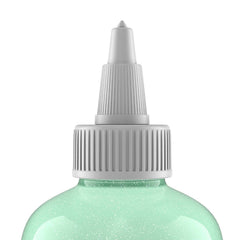Textura ligera y no grasa del serum TIGI Control Freak para cabello manejable.