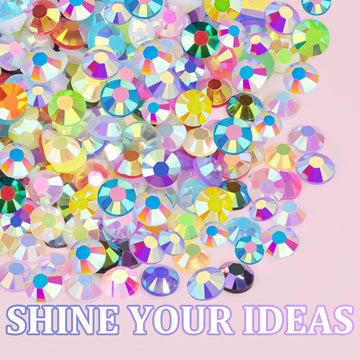 TINKRSTUFF ofrece usos creativos en zapatos, tazas, tarjetas y carcasas con brillo.