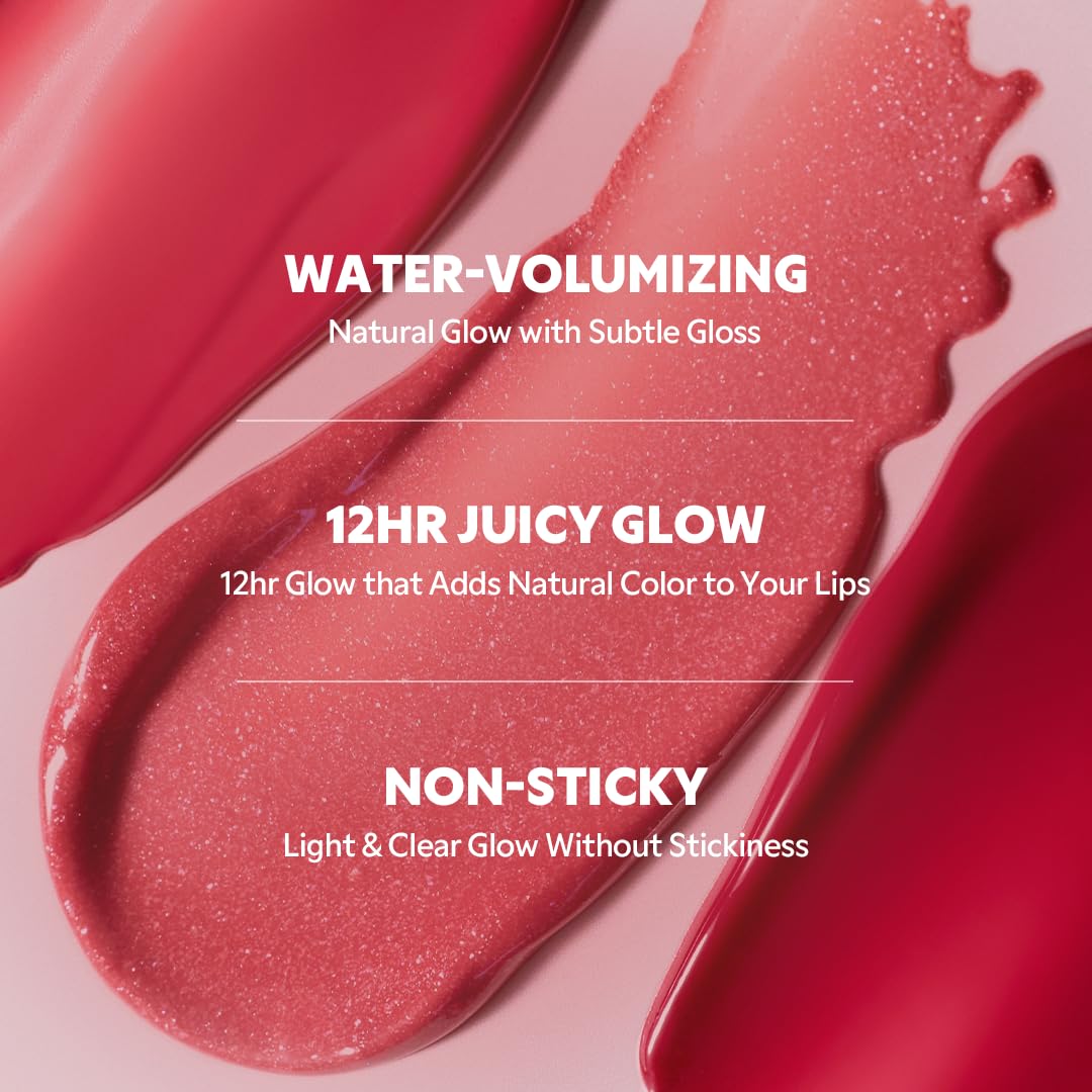 TIRTIR Waterism Cassis Plum uso en labios y mejillas con brillo natural.