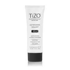 TIZO AM Replenish SPF 40, botella para aplicación suave y protección diaria.