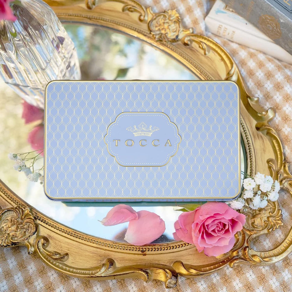 Tocca Colette: fragancia con bergamota, sándalo y pimienta rosa.