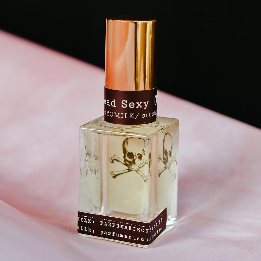 TOKYOMILK Dead Sexy, frasco de vidrio con diseño icónico