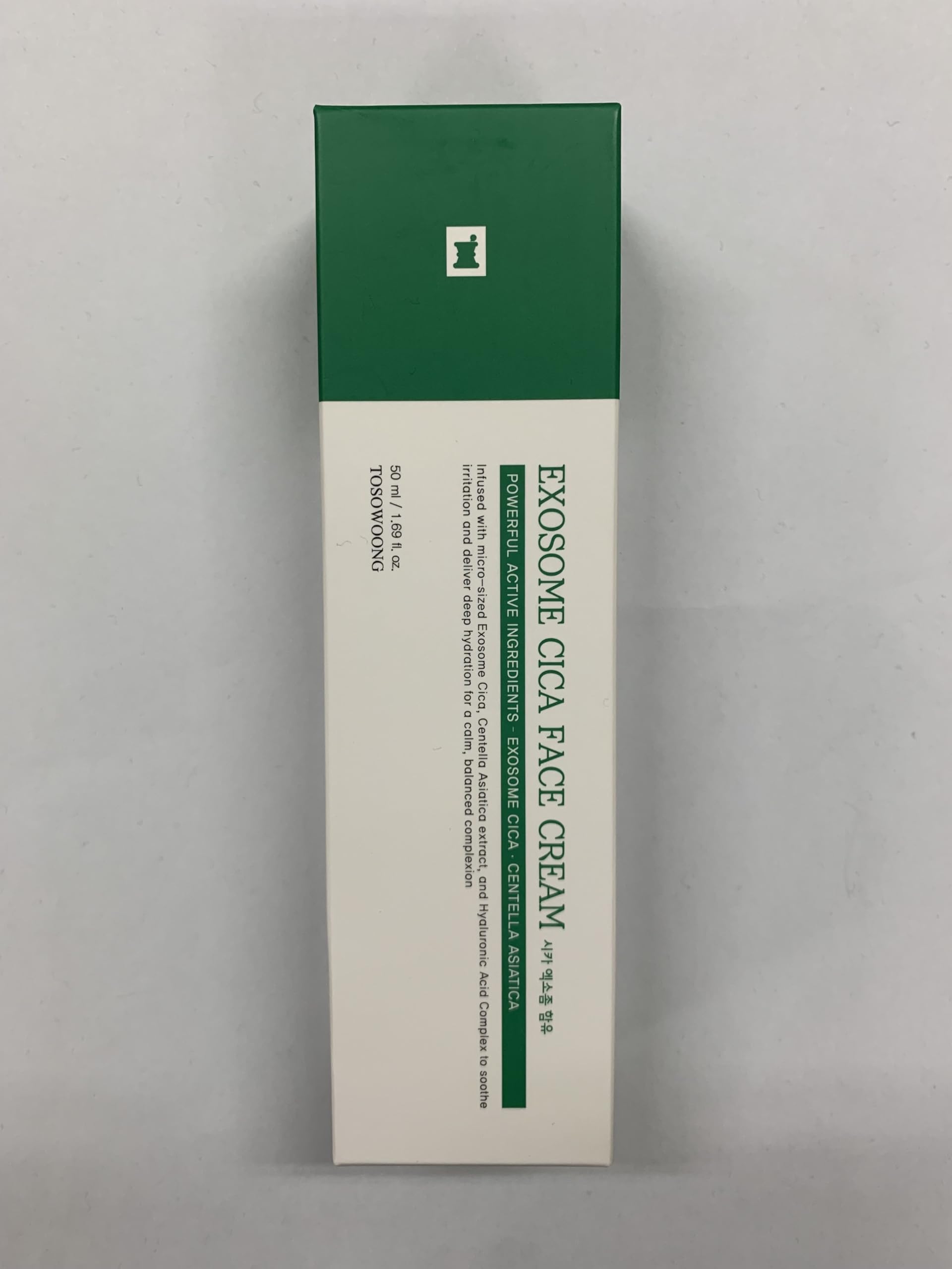 TOSOWOONG Exosome CICA Face Cream aplicación suave para piel sensible y calmada.