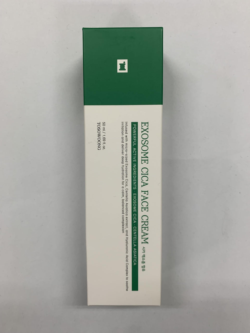TOSOWOONG Exosome CICA Face Cream aplicación suave para piel sensible y calmada.