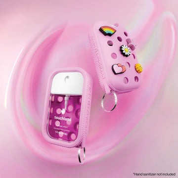 Cinco dijes Jibbitz para personalizar el estuche Touchland Crocs.
