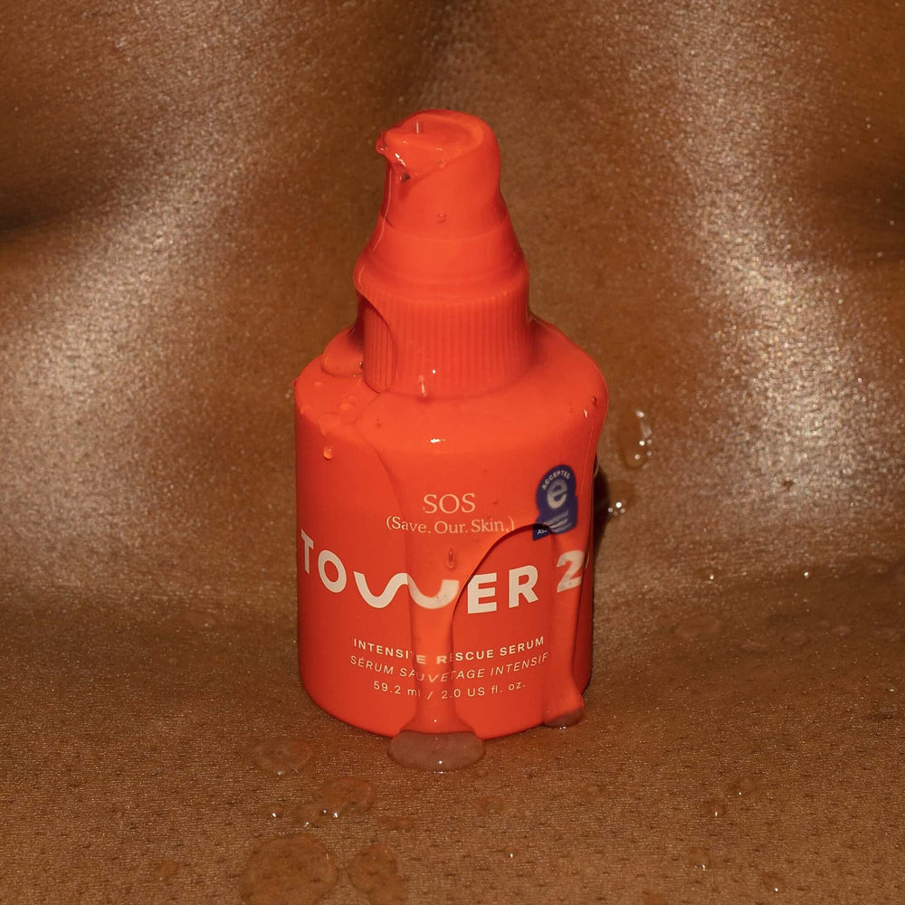 Tower 28 suero rescate: ritual de cuidado facial suave.