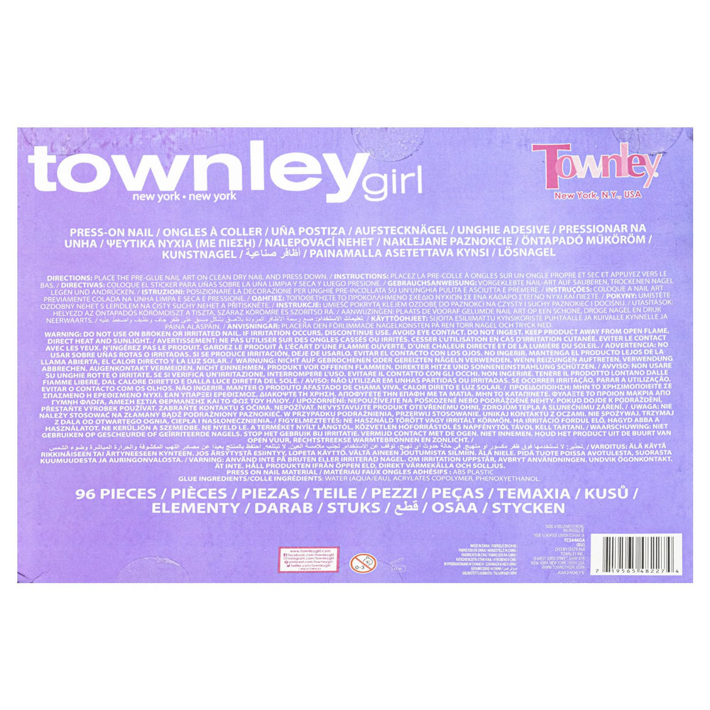 Townley Girl look brillante al instante con uñas postizas de Townley Girl