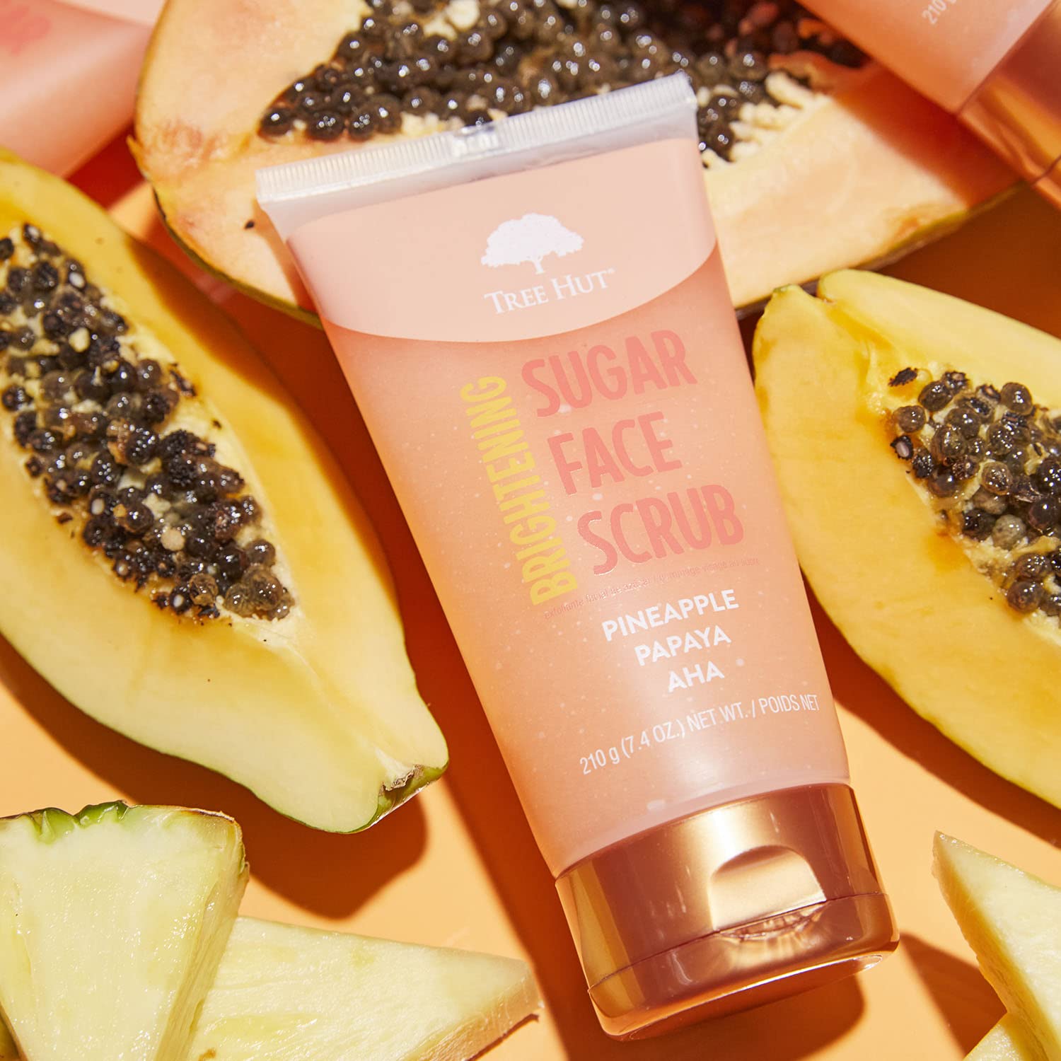 Tree Hut exfoliante de piña y papaya: rutina exfoliante diaria con aroma duradero.