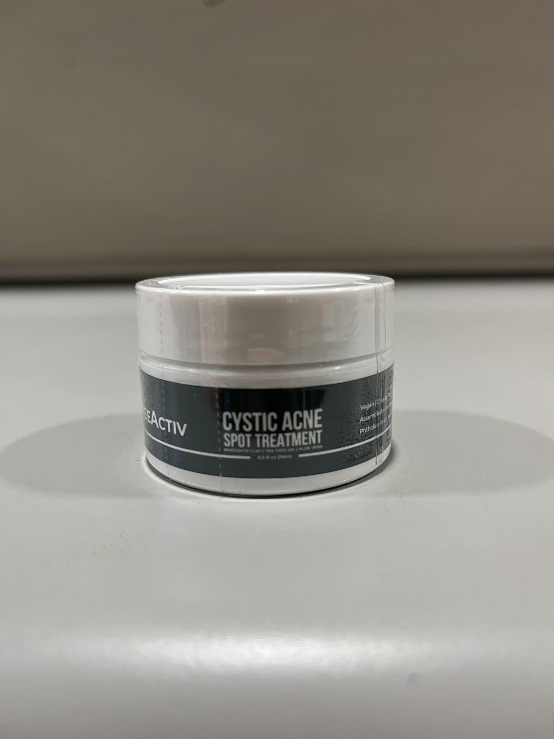 TreeActiv 2-pack packaging display communicates value for ongoing skincare routines