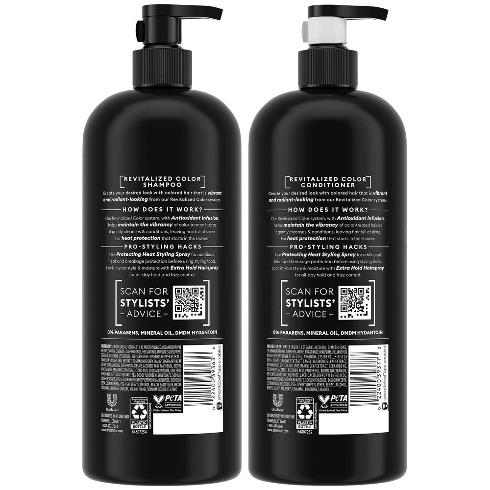 TRESemmé acondicionador color revitalizado en botella, suaviza y facilita el peinado.