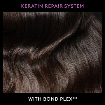 Enjuague con agua fría ayuda a sellar la cutícula, TRESemmé Keratin Repair.