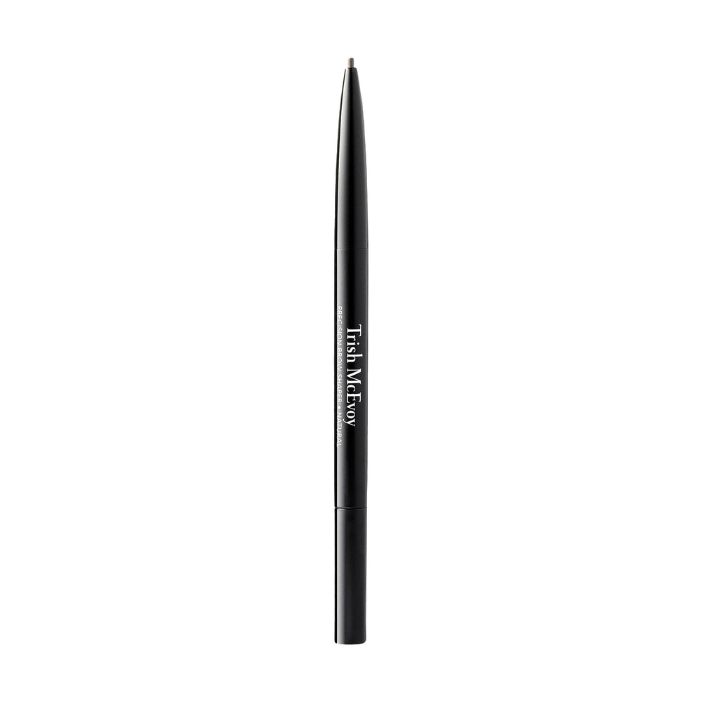 Trish McEvoy cejas precisas con lápiz automático para un acabado natural.