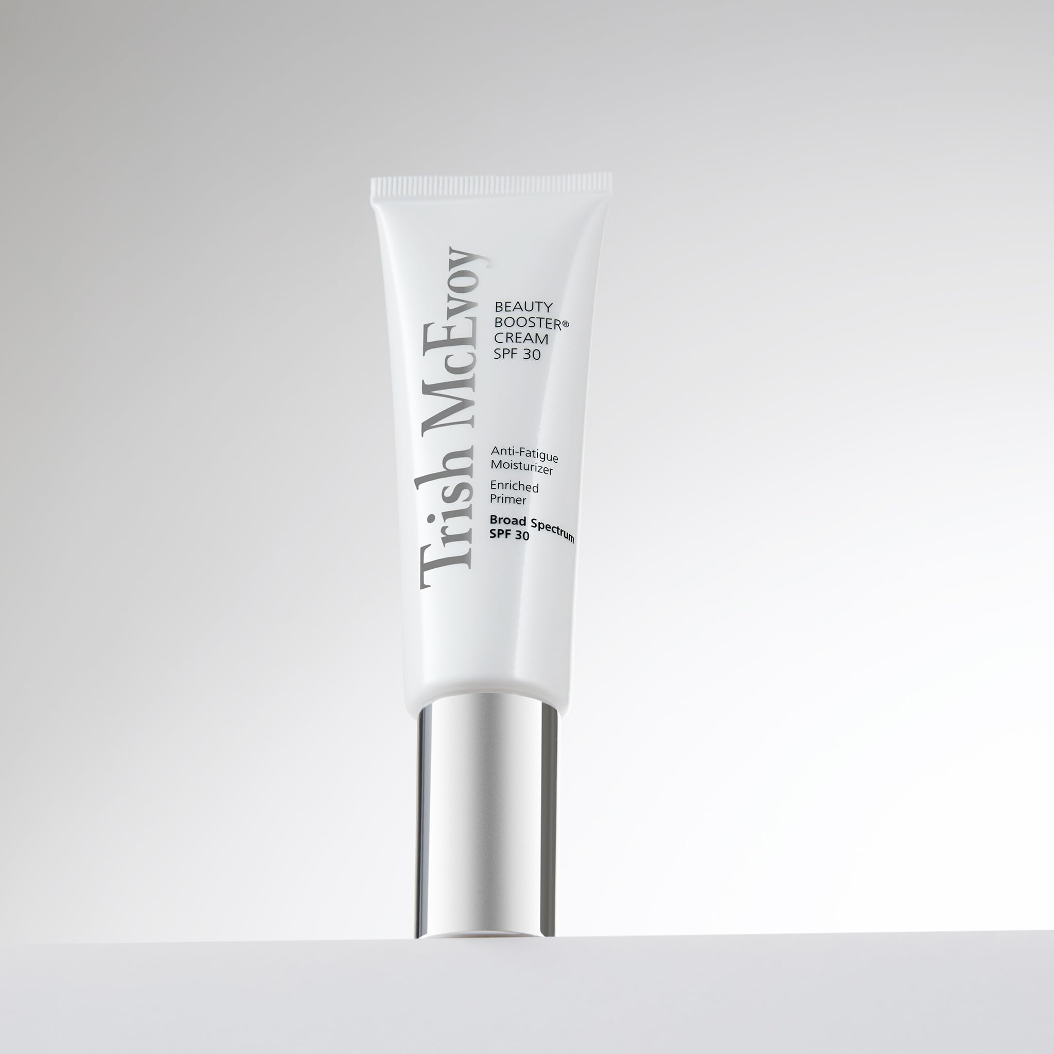 Trish McEvoy crema protectora SPF30, textura satinada para rostro