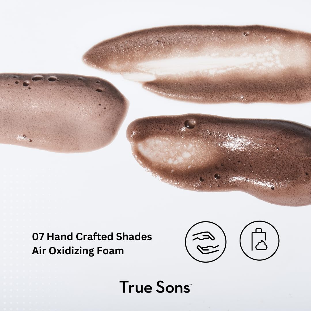 True Sons Espuma Tinte textura cremosa facilita distribución uniforme.