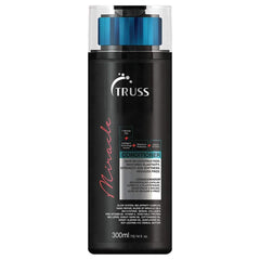 TRUSS Miracle acondicionador en botella, hidrata profundamente y realza el brillo.