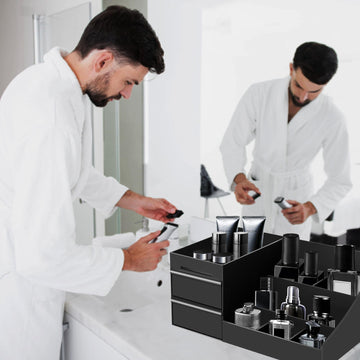 Design compact Turesmith pour plan de travail élégant et organisé.