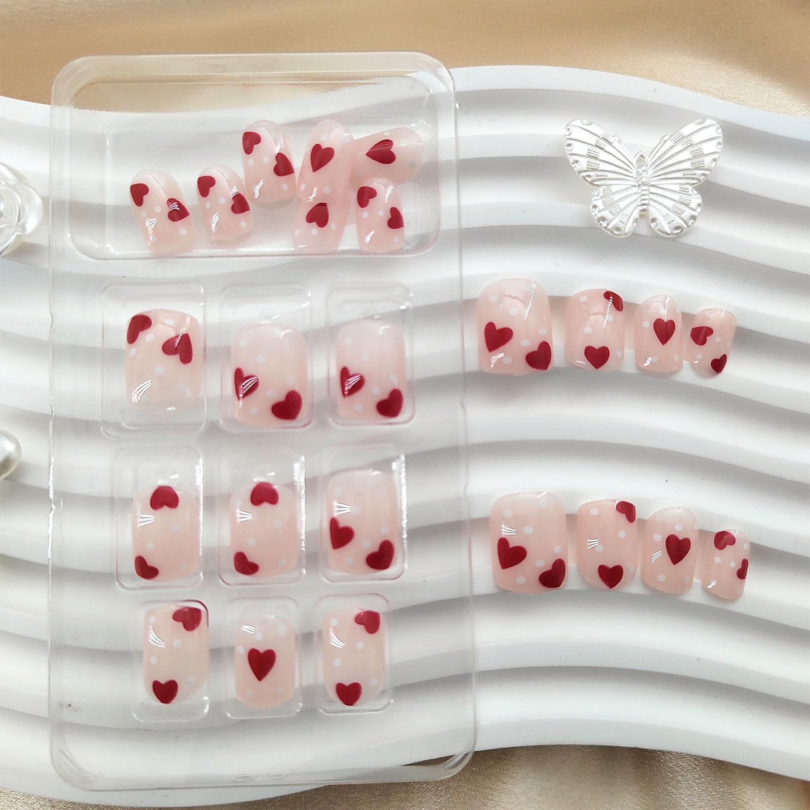 TUZANDW uñas con corazones románticos, ideal para fiestas y citas