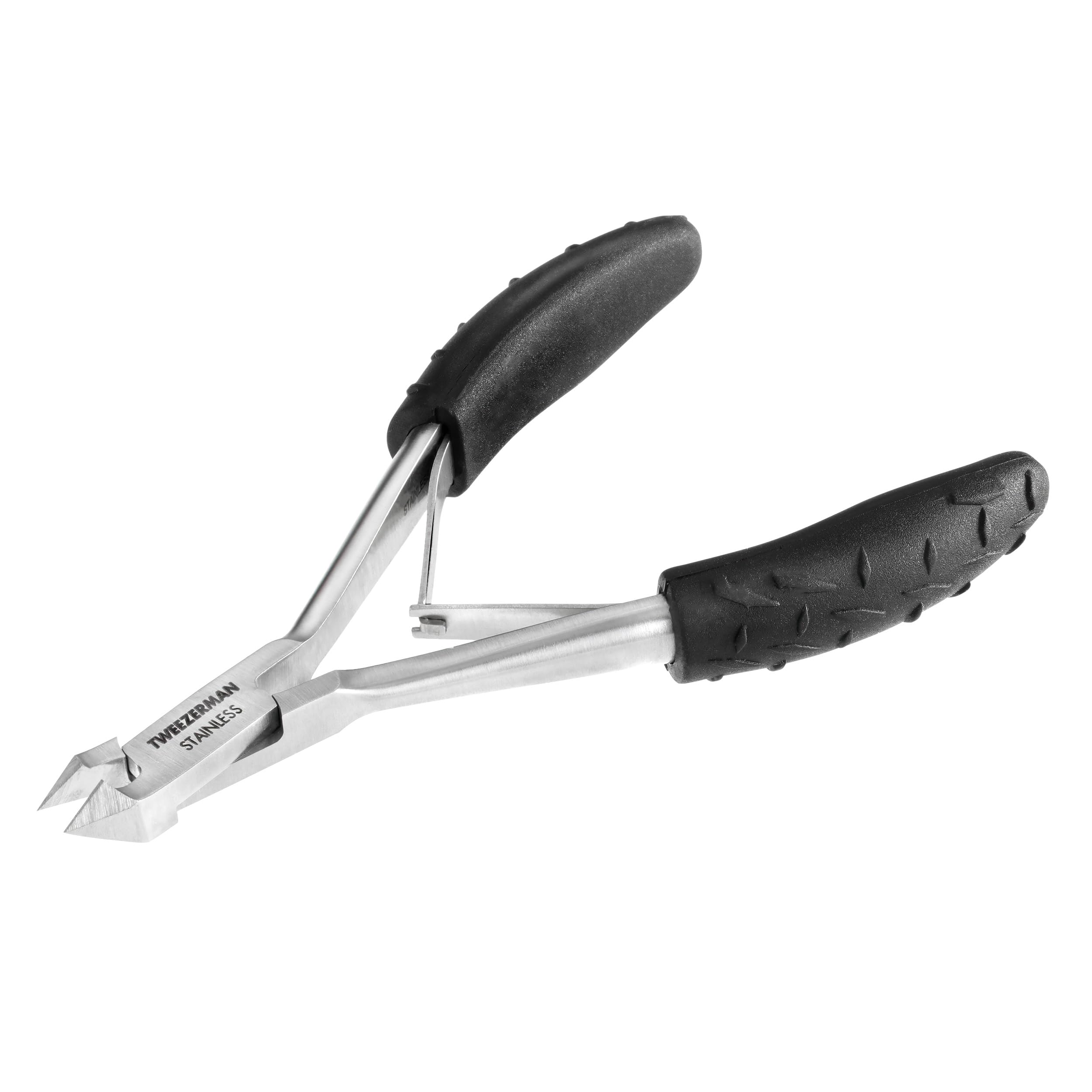 Tweezerman Great Grip Cuticle Nipper – prise en main confortable et sûre.