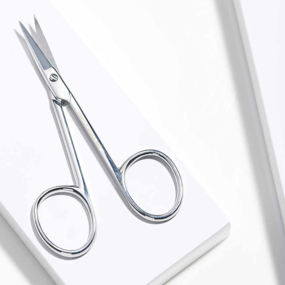 Tijeras Cuticula Tweezerman: acero niquelado duradero para uso diario