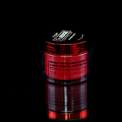 Tyche TruEDGE, aplicación precisa para líneas del cabello con brillo natural.