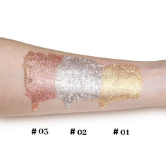 UCANBE Glow Shimmer Drop Set, aplicación cuello y escote para resaltar piel.